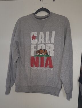 California Republic Grey Pullover Sweatshirt